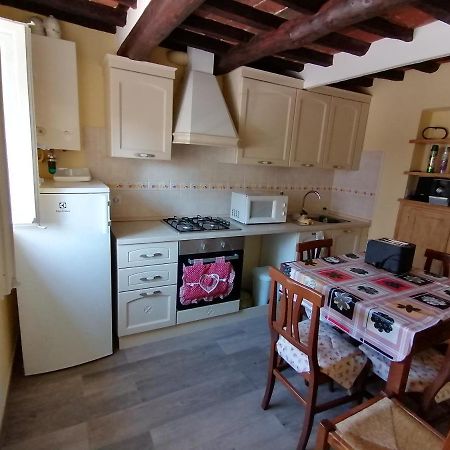 La Casina Da Lilli Villa Лука Екстериор снимка